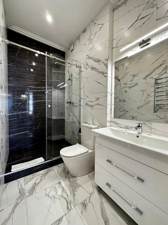 Sea Symphony 3-Bedrooms Lux Apartment Odessa Exterior foto